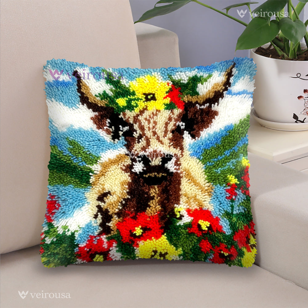 Highland Cow Family Latch Hook Pillow Kit