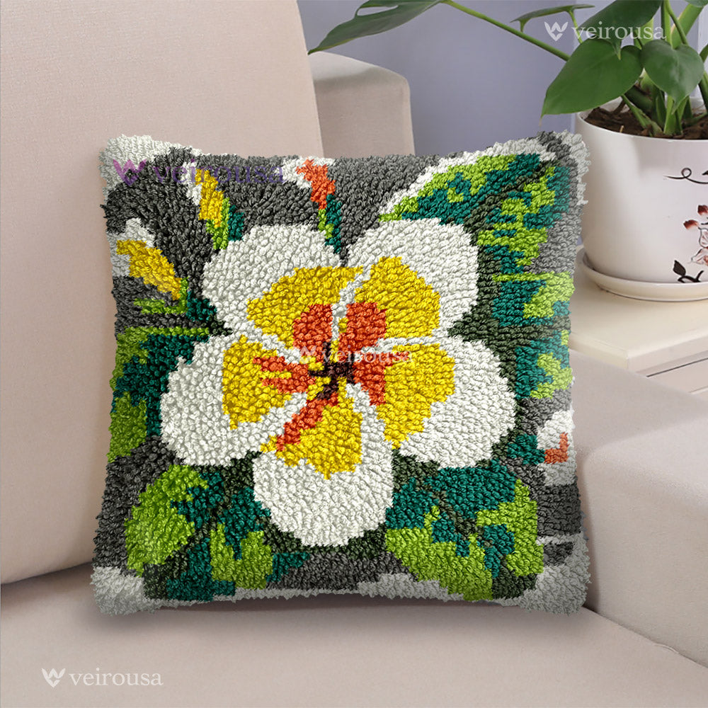 Veirousa Frangipani Flower Latch Hook Pillow Kit