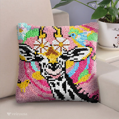 Veirousa Giraffe's Garden Gala Latch Hook Pillow Kit